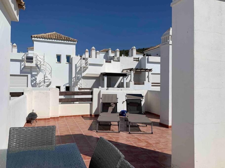 Penthouse Seaview And Golf Valle Romano Estepona Ngoại thất bức ảnh